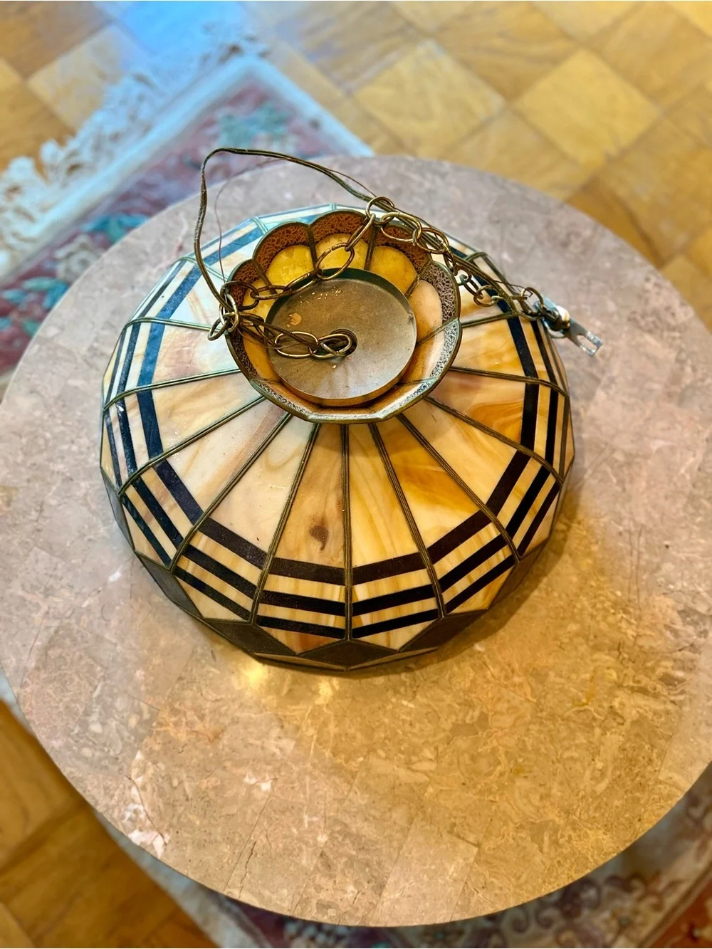 Stained Glass Tiffany-Style Table Lamp